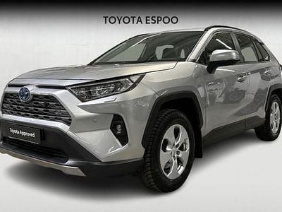 Hopea Käytetty 2024 Toyota RAV4 Edition Katumaasturi | 40 990 € (Perustarjous)