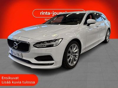 Valkoinen Käytetty 2020 Volvo V90 Momentum Farmari | 27 980 € (Perustarjous)