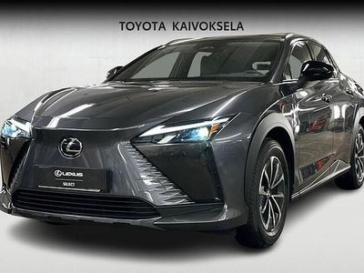 Harmaa Käytetty 2024 Lexus RZ 300e Executive Line Katumaasturi | 48 900 €
