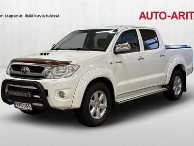 Käytetty Toyota HiLux SR 171 HP (125 kW) 2010 Valkoinen Nouto