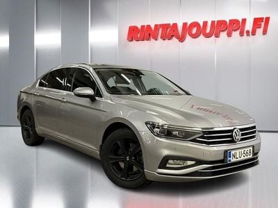Sininen Käytetty 2019 VW Passat Style Sedan | 18 470 € (Hyvä tarjous)