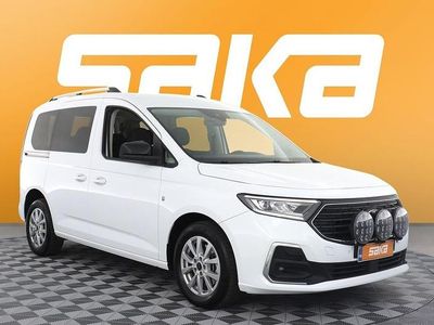 Käytetty 2023 Ford Tourneo Connect Titanium Tila-auto | 32 400 €