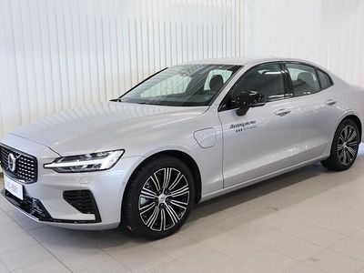 Harmaa Käytetty 2024 Volvo S60 Performance Sedan | 49 500 €