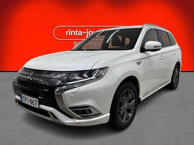 Valkoinen Käytetty 2020 Mitsubishi Outlander P-HEV Instyle Katumaasturi | 20 400 € (Perustarjous)