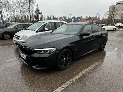 käytetty BMW 520 520 G30 Sedan d A xDrive M-Sport LCI - M-Sport, LCI, xDrive, Suomi-auto, 1 omistaja, Kattoluukku, Vetokoukku