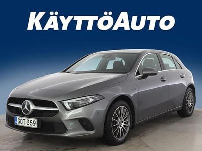 Käytetty Mercedes A250 Business 160 HP (117 kW) 2021 Vuorenharmaa met Viistoperä
