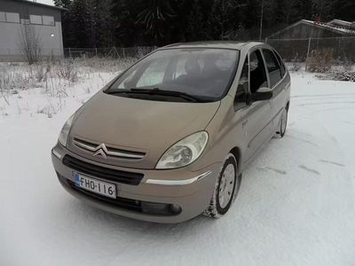 Käytetty Citroën Xsara Picasso 109 HP (80 kW) 2006 Tila-auto