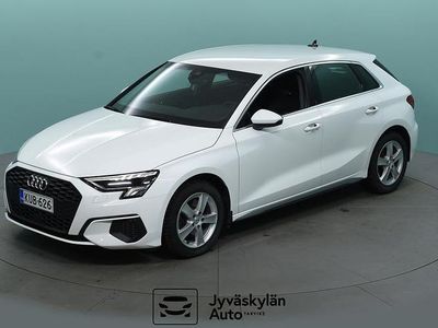 Valkoinen Käytetty 2020 Audi A3 Sportback e-tron Business Viistoperä | 19 890 € (Hieman kallis)