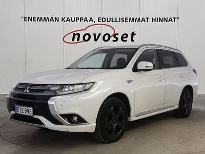 Käytetty Mitsubishi Outlander P-HEV Instyle 224 HP (164 kW) 2016 Valkoinen Katumaasturi