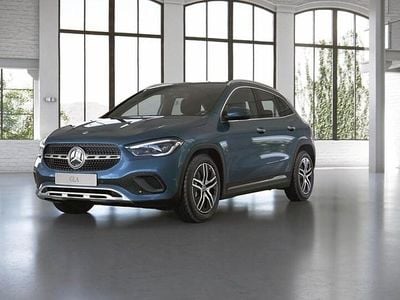 Sininen Käytetty 2023 Mercedes GLA250 Business Katumaasturi | 41 400 € (Kallis)