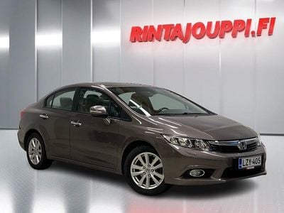 Käytetty Honda Civic Executive 141 HP (103 kW) 2012 Sedan