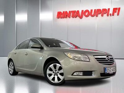 Käytetty 2010 Opel Insignia Edition Viistoperä | 2 700 € (Hieman kallis)
