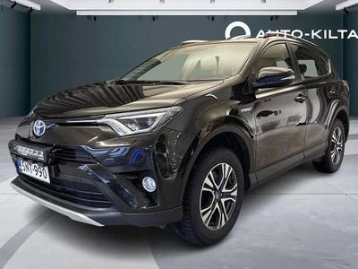 Käytetty Toyota RAV4 Hybrid Active 155 HP (114 kW) 2016 Met. ruskea (beige) Katumaasturi