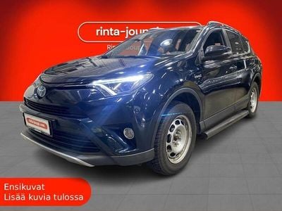 Käytetty 2017 Toyota RAV4 Premium Katumaasturi | 24 790 € (Hyvä tarjous)