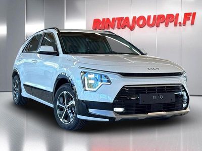 Valkoinen Uusi 2025 Kia Niro EX Katumaasturi | 36 273 € (Kallis)