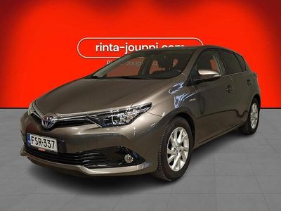 Harmaa Käytetty 2017 Toyota Auris Hybrid Active Viistoperä | 14 480 € (Perustarjous)