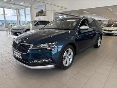Käytetty Skoda Superb 190 HP (139 kW) 2020 Sininen Farmari