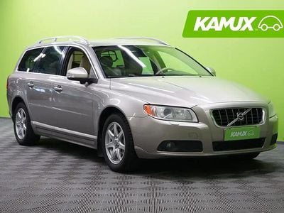 Käytetty Volvo V70 Summum 163 HP (119 kW) 2009 Farmari