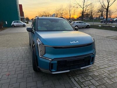 Sininen Käytetty 2025 Kia EV9 GT-Line Katumaasturi | 74 900 € (Supertarjous)