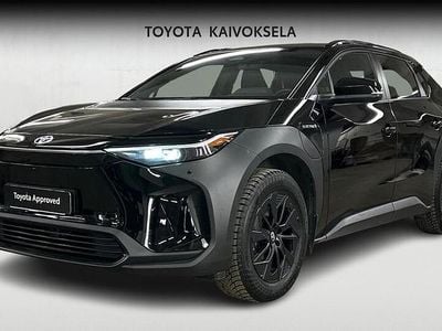 Käytetty Toyota bZ4X Active 150 kW (204 HP) 2023 Musta Katumaasturi