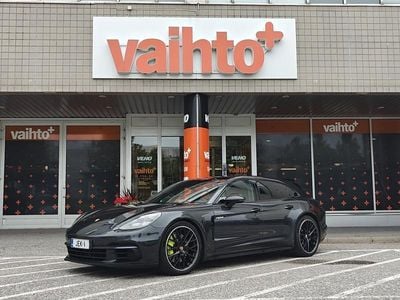 Porsche Panamera 4