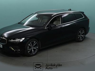Musta Käytetty 2023 Volvo V60 Performance Farmari | 42 490 € (Hieman kallis)