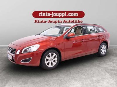 käytetty Volvo V60 D6 AWD Summum PLUG-IN hybrid