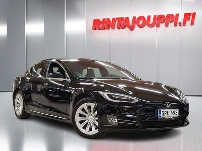 Musta Käytetty 2018 Tesla Model S Viistoperä | 22 300 € (Perustarjous)