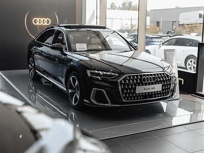 Harmaa Käytetty 2024 Audi A8L Sedan | 159 900 €