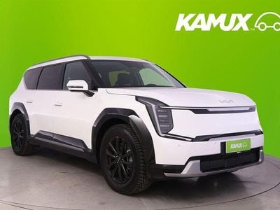 Valkoinen Käytetty 2024 Kia EV9 Plus Katumaasturi | 67 790 €