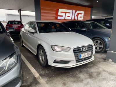 käytetty Audi A3 Sedan Business Sport 1,4 TFSI COD 103 kW S tronic