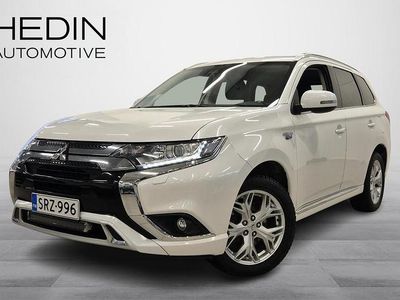 Käytetty Mitsubishi Outlander P-HEV Invite+ 135 HP (99 kW) 2019 Valkoinen Katumaasturi