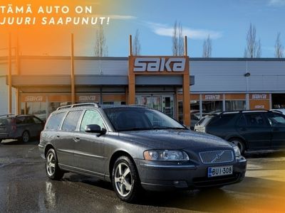 käytetty Volvo V70 2,5T AWD Classic aut ** Tulossa! / 2. om Suomi-auto / Nahkasisusta / Vetokoukku / Xenon / Vakkari **