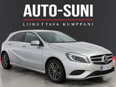 Käytetty Mercedes A180 109 HP (80 kW) 2013 Hopea Viistoperä