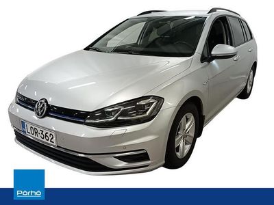 Käytetty VW Golf VII Comfortline 131 HP (96 kW) 2019 Harmaa Farmari
