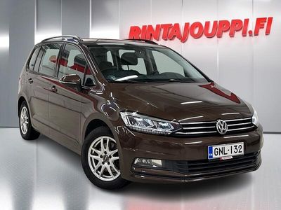 Käytetty 2016 VW Touran Comfortline Tila-auto | 15 590 € (Hieman kallis)