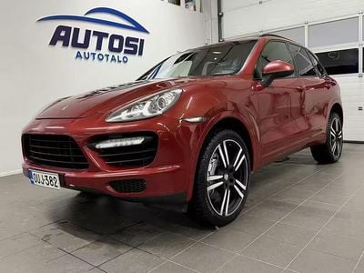 Käytetty Porsche Cayenne S 400 HP (294 kW) 2010 Punainen Katumaasturi