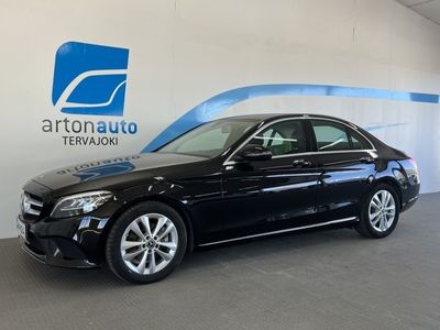 käytetty Mercedes A200 CBusiness **HIGH PERF. LED, P-KAMERA, KEYLESS, 1-OM, SUOMI-AUTO!**