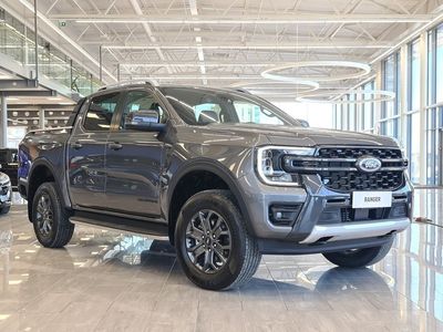 käytetty Ford Ranger Double Cab Wildtrak 2,0 EcoBlue 205hv A10, ilman takaistuimia - KIINTEÄ 2,9%