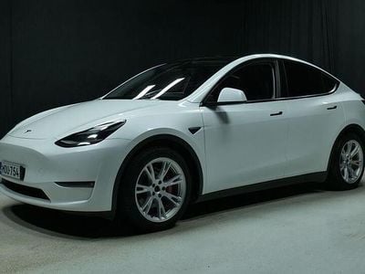 Käytetty Tesla Model Y Performance 336 kW (457 HP) 2022 Valkoinen Katumaasturi