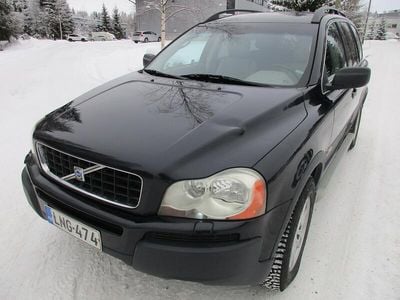 Käytetty Volvo XC90 209 HP (153 kW) 2003 Katumaasturi