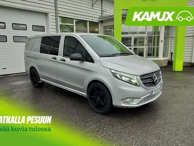 Hopea / harmaa Käytetty 2022 Mercedes Vito Van | 72 800 €
