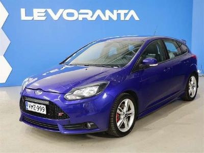 käytetty Ford Focus 2,0 EcoBoost 250 hv ST M6 5-ovinen /