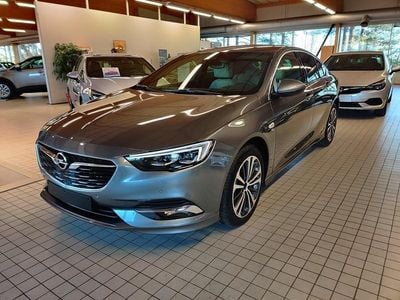 Käytetty Opel Insignia Executive 165 HP (121 kW) 2020 Viistoperä