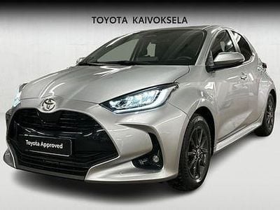 Käytetty Toyota Yaris Edition 114 HP (83 kW) 2024 Met. hopea Viistoperä