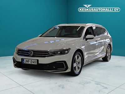 Käytetty VW Passat GTE 218 HP (160 kW) 2021 Valkoinen Farmari