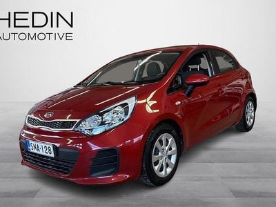 Käytetty Kia Rio LX 83 HP (61 kW) 2016 Punainen Viistoperä