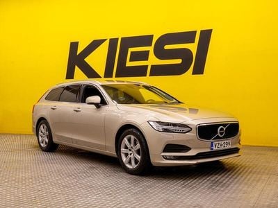 Käytetty 2017 Volvo V90 Momentum Farmari | 24 990 € (Perustarjous)