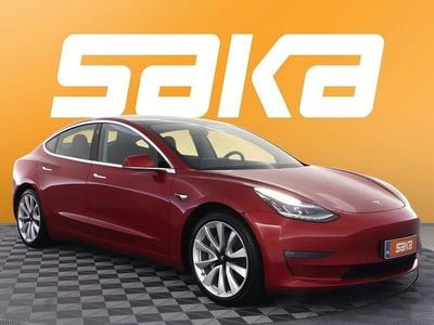 Käytetty 2019 Tesla Model 3 Performance Sedan | 23 600 € (Perustarjous)