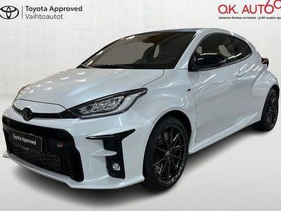 Valkoinen Käytetty 2021 Toyota Yaris Viistoperä | 41 990 €